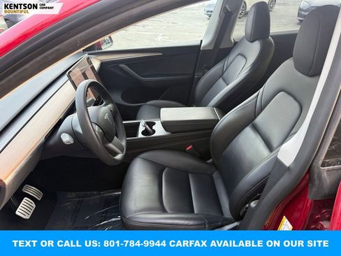 Used 2024 Tesla Model Y Performance image 29