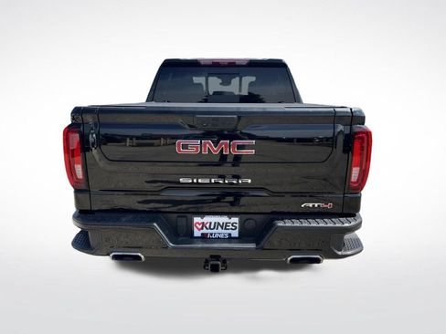 Used 2023 GMC Sierra 1500 AT4 w/ AT4 Premium Package AWD/4WD image 9