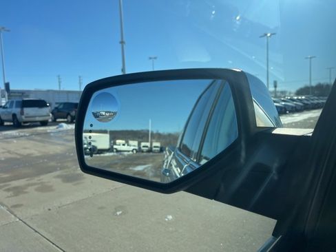 Used 2014 GMC Sierra 1500 SLT w/ SLT Crew Cab Value Package image 57