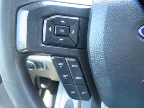 Used 2022 Ford F250 XL w/ STX Appearance Package AWD/4WD image 28