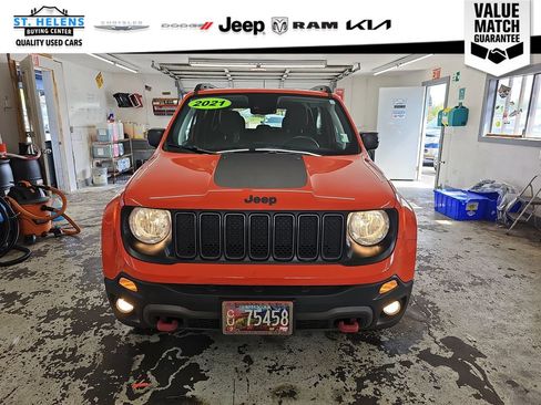 Used 2021 Jeep Renegade Trailhawk w/ Trailer Tow Group AWD/4WD image 12
