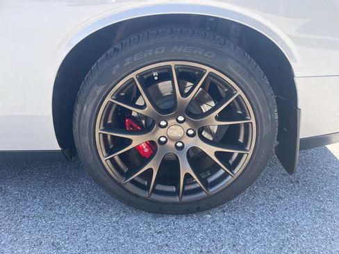 Used 2016 Dodge Challenger SRT Hellcat RWD image 34