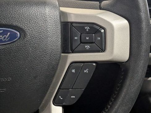 Used 2019 Ford F250 Lariat w/ Lariat Ultimate Package AWD/4WD image 27