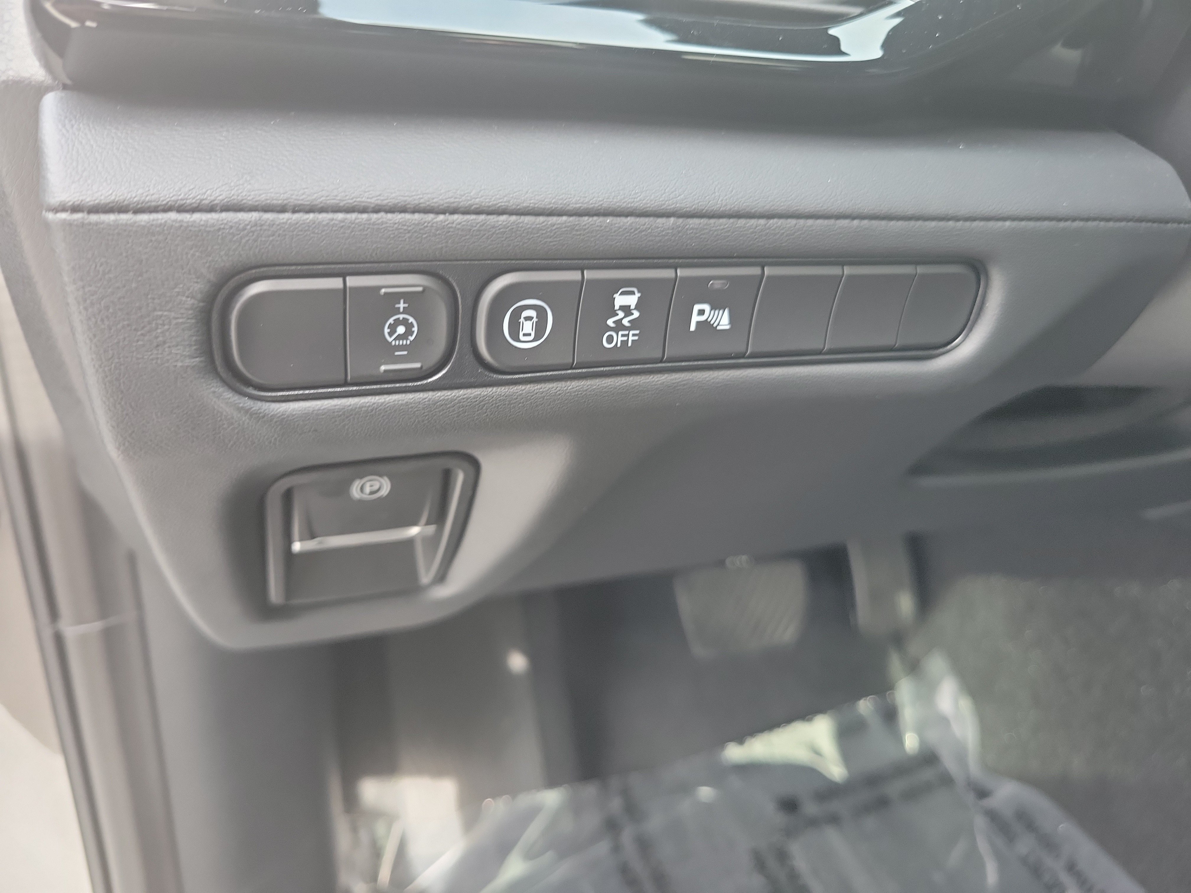 Used 2025 Acura MDX w/ Technology Package FWD image 25