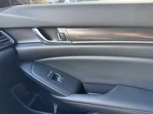 Used 2022 Honda Accord Sport image 35