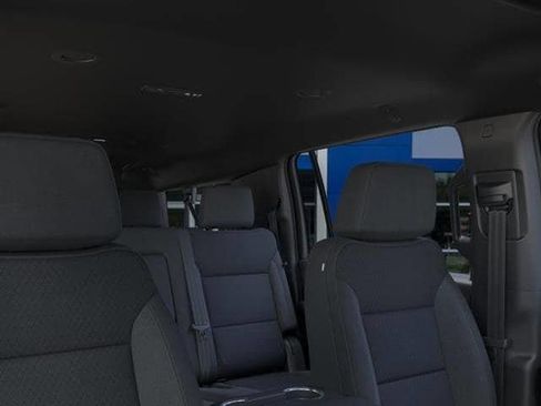New 2026 Chevrolet Suburban LS image 24