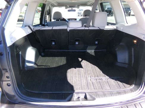Used 2018 Subaru Forester 2.5i Premium AWD/4WD image 12