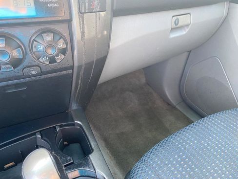 Used 2006 Toyota 4Runner SR5 AWD/4WD image 30