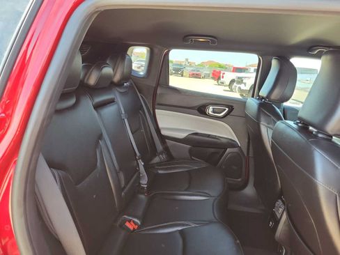 Used 2025 Jeep Compass Limited AWD/4WD image 17