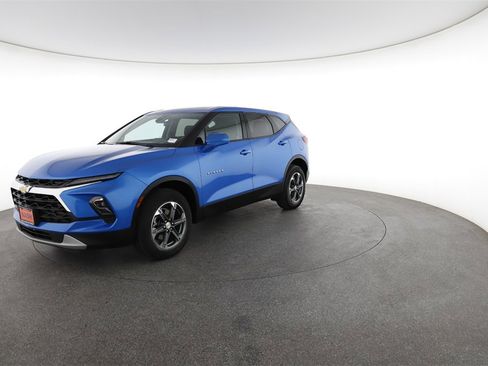 Used 2025 Chevrolet Blazer LT image 5
