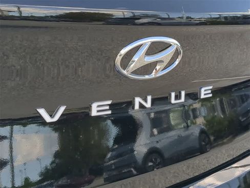 New 2026 Hyundai Venue SEL image 13