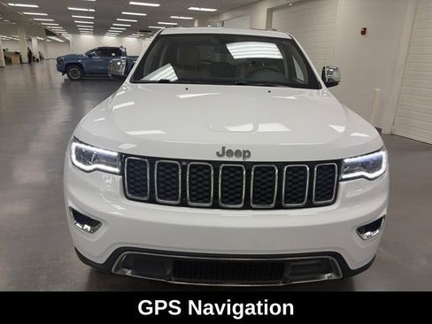 Used 2020 Jeep Grand Cherokee Limited w/ Trailer Tow Group IV AWD/4WD image 2