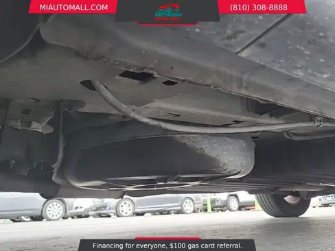 Used 2011 Volkswagen Routan SEL image 13