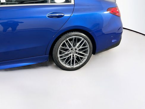 Used 2023 Mercedes-Benz C 43 AMG 4MATIC Sedan image 31
