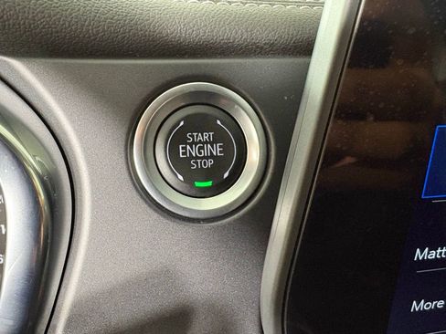 Used 2025 Chevrolet Blazer LT image 29