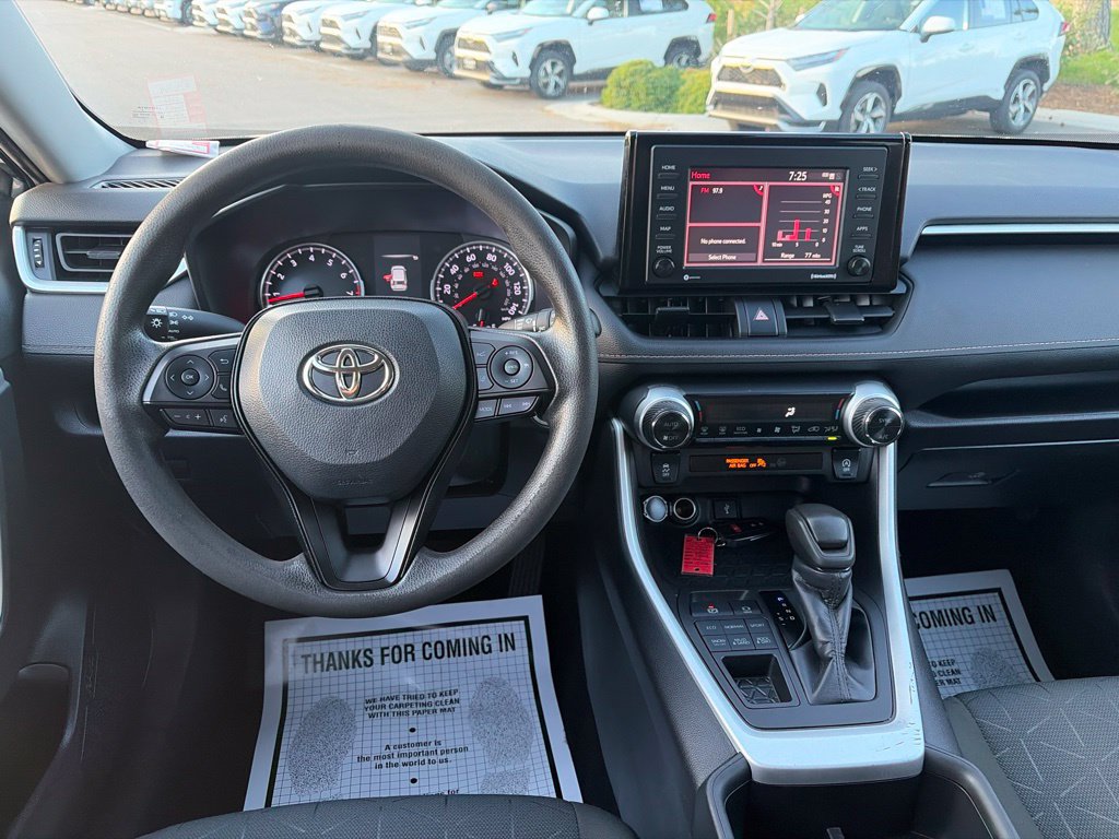 Used 2022 Toyota RAV4 XLE AWD/4WD image 22
