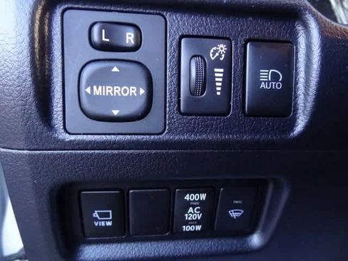 Used 2022 Toyota 4Runner SR5 Premium image 13