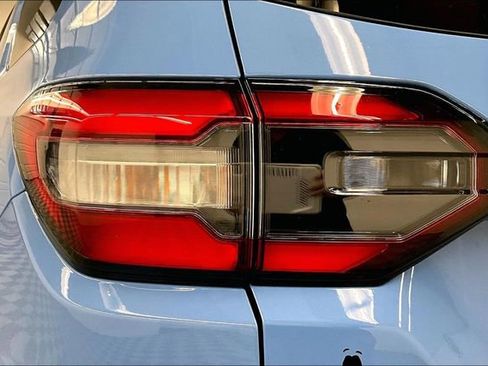 Used 2023 Honda Pilot TrailSport image 32