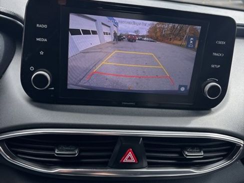 Used 2021 Hyundai Santa Fe SEL w/ Convenience Package image 16