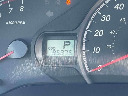 Used 2014 Toyota Sienna LE FWD image 29