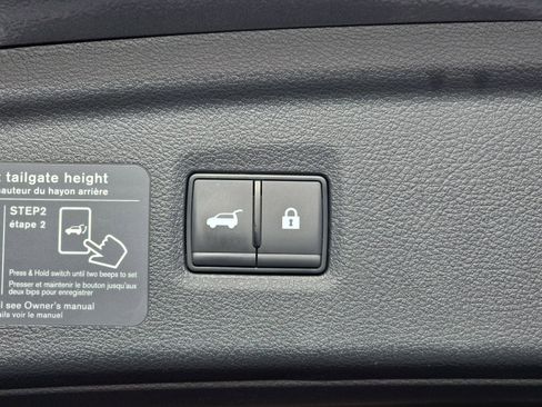 Certified 2025 INFINITI QX50 Luxe image 13