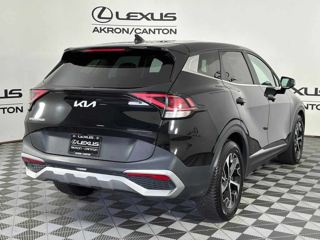 Used 2023 Kia Sportage EX FWD image 6