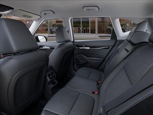 Used 2025 Kia Seltos S image 19