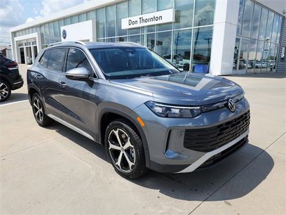 New 2025 Volkswagen Tiguan SE