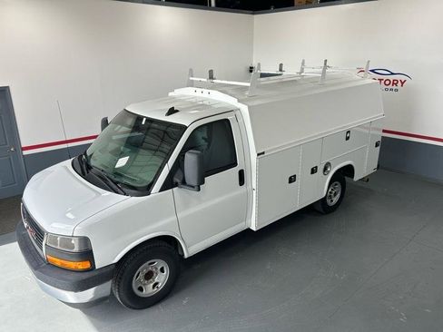 Used 2020 GMC Savana 3500 w/ Power Convenience Package image 17