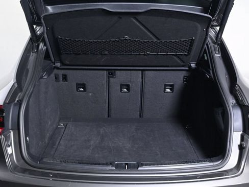Certified 2018 Porsche Macan S AWD/4WD image 27