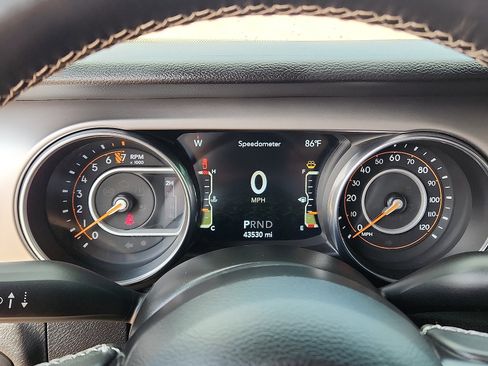 Used 2021 Jeep Gladiator Sport w/ Quick Order Package 24Q 80Th image 17