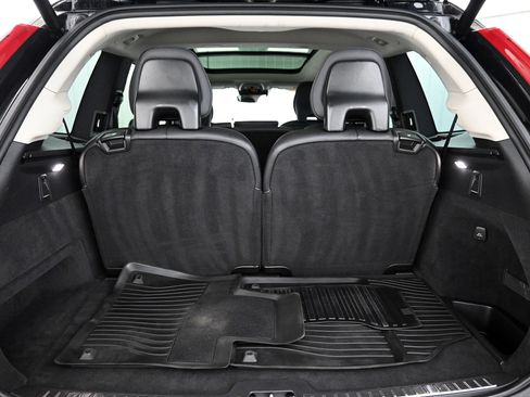 Used 2022 Volvo XC90 T6 Inscription w/ Advanced Package image 34