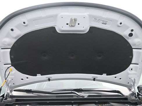 New 2026 Chrysler Voyager LX image 21