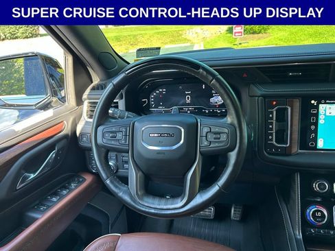 Used 2023 GMC Yukon Denali Ultimate AWD/4WD image 18