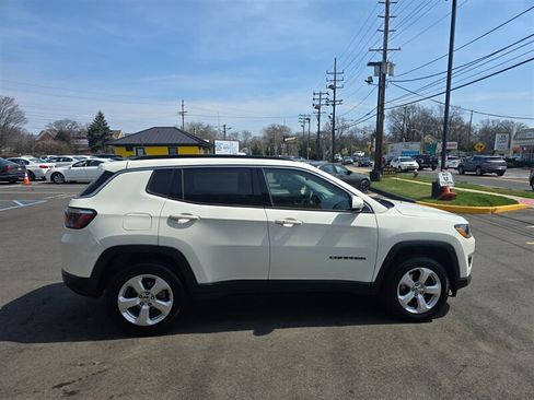 Used 2018 Jeep Compass Latitude w/ Popular Equipment Group AWD/4WD image 24