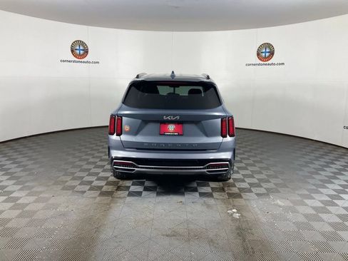 Used 2022 Kia Sorento S image 20