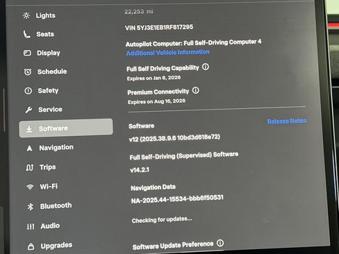 Used 2024 Tesla Model 3 Long Range image 14