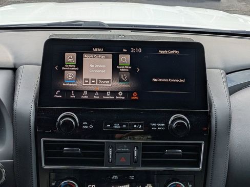 Used 2022 Nissan Armada SL w/ Midnight Edition Package image 19