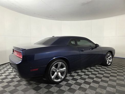 Used 2013 Dodge Challenger R/T Plus image 4