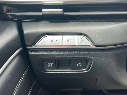 Used 2025 Genesis GV80 2.5T Prestige AWD/4WD image 27