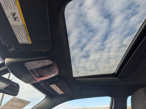 Used 2015 Dodge Charger SE w/ Power Sunroof Group image 14