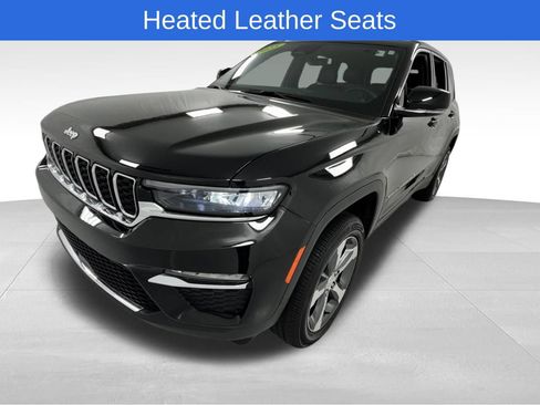Used 2025 Jeep Grand Cherokee Limited AWD/4WD image 7