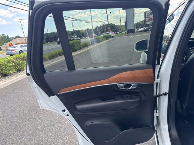Certified 2023 Volvo XC90 B6 Plus w/ Protection Package Premier AWD/4WD image 16
