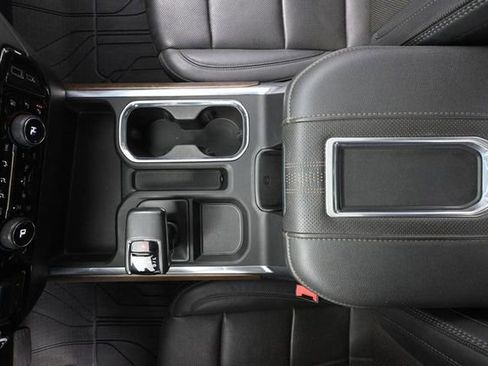 Used 2022 Chevrolet Silverado 1500 High Country image 41