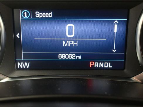 Used 2022 Chevrolet Equinox LT w/ LPO, Blackout Package image 16