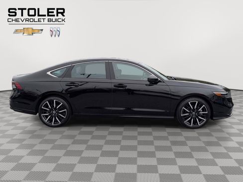 Used 2024 Honda Accord Touring image 6