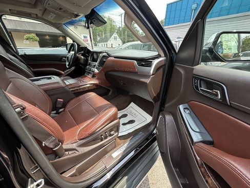 Used 2015 Chevrolet Tahoe LTZ AWD/4WD image 9