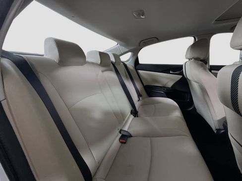 Used 2018 Honda Civic EX image 27