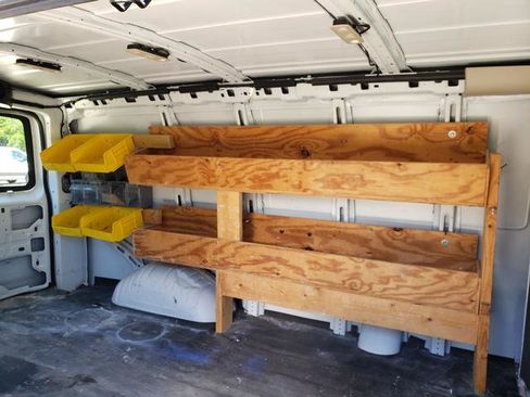 Used 2017 Chevrolet Express 2500 RWD image 13
