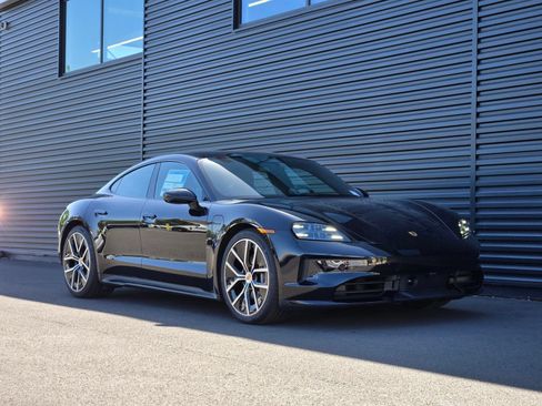 New 2026 Porsche Taycan AWD/4WD image 9